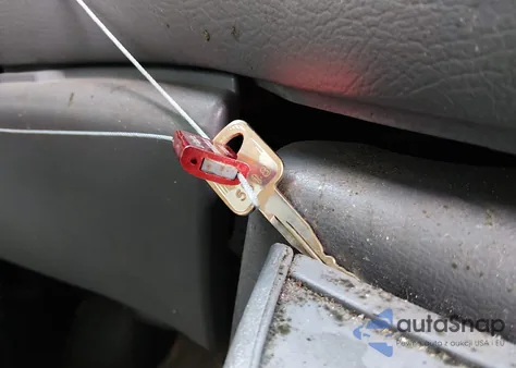 2000 Ford E-250 Commercial/Recreational из США, поврежденный, VIN 1FTNE24L2YHB40989